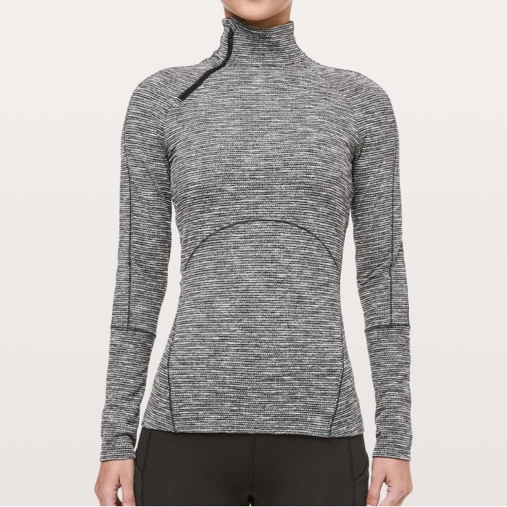 Lululemon Brisk Running 1/2 Zip black & white long sleeve pullover size 4